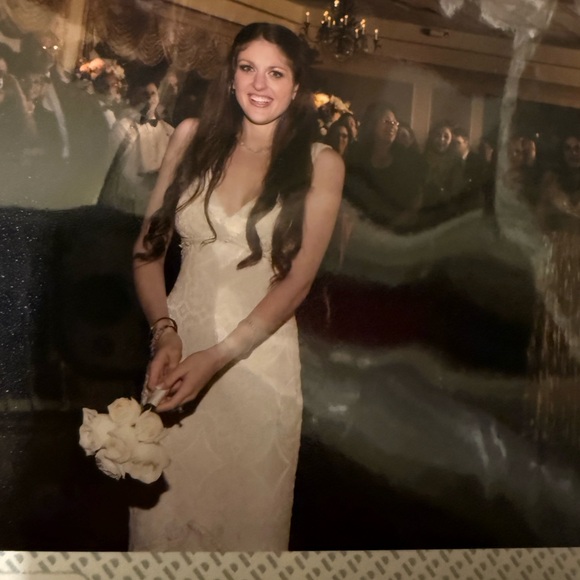 Claire Pettibone Chic Cream Lace Wedding Gown - Picture 8 of 9